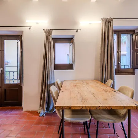 Flateli Santa Clara 11 * ז'ירונה